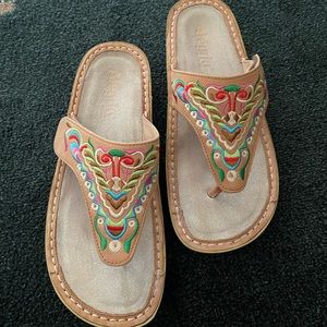 Alegria woman’s Vanessa Chrysalis Cognac Sandal’s